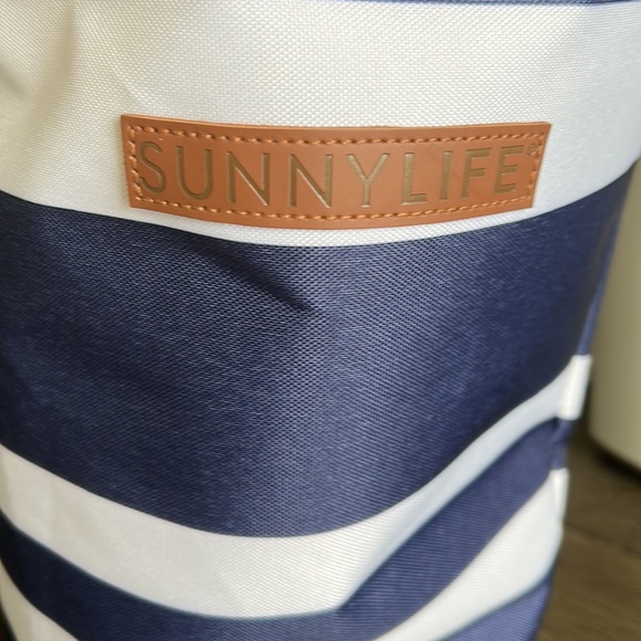 New Sunnylife Cooler Bucket Bag - Picture 2 of 7